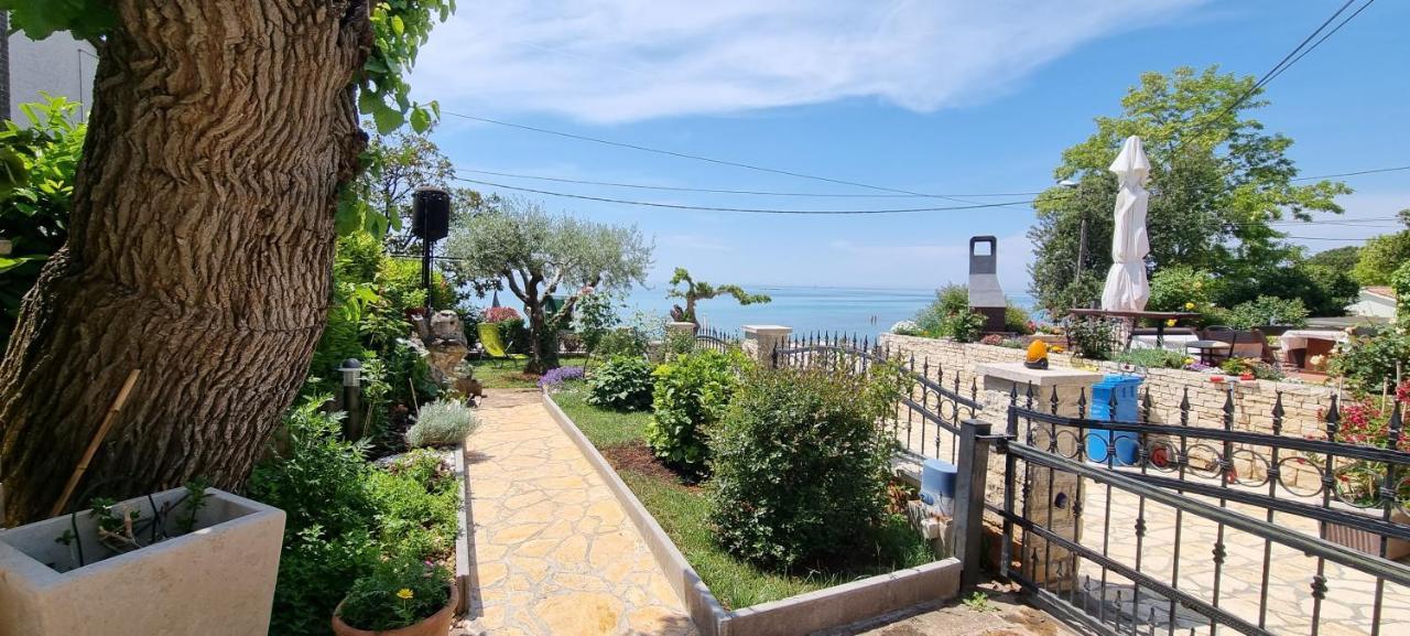 Romantic Apartment For Two On The Sea ザンブラティヤ エクステリア 写真